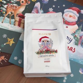 Dárek, který neskončí v šuplíku! 🎁Vyběrová káva a 2 silnostěnné hrníčky na espresso přímo z Itálie ☕️. Vánočních balíčků...